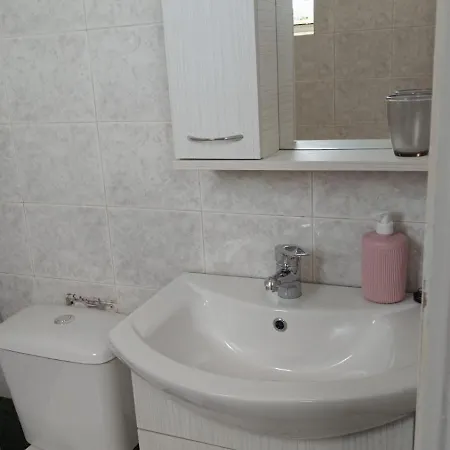 Apartment Tiny Studio At Tei Of Patra's'city